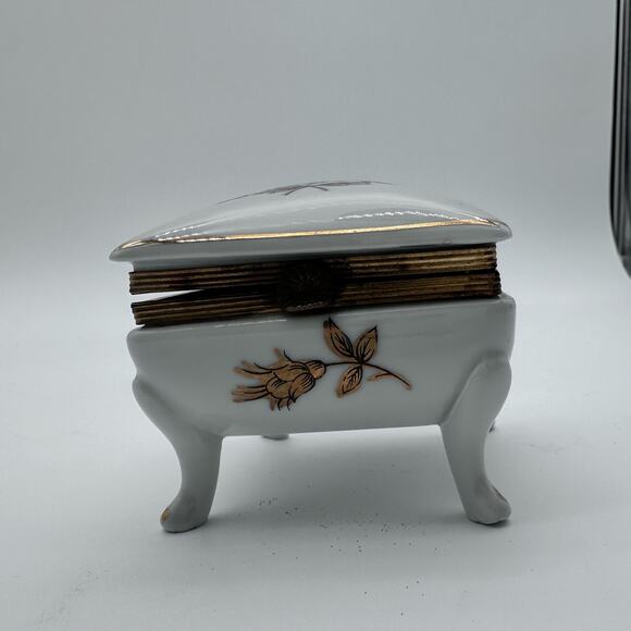 VTG Kalk German Golded Flower Porcelain Trinket Handmade Box C1955 Footed *READ - Picture 8 of 16